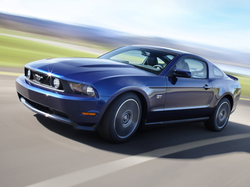 Illustration for article titled Ten Cars Overshadowed By Their Successor